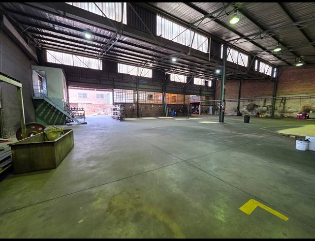 1,487M² WAREHOUSE FOR SALE IN BOOYSENS RESERVE